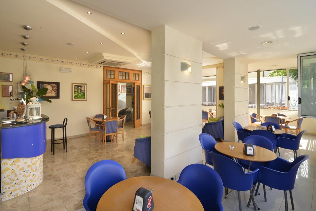 Hotel Ave Rimini Kültér fotó