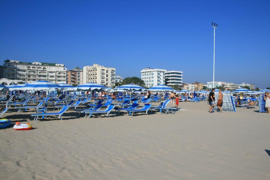 Hotel Ave Rimini Kültér fotó
