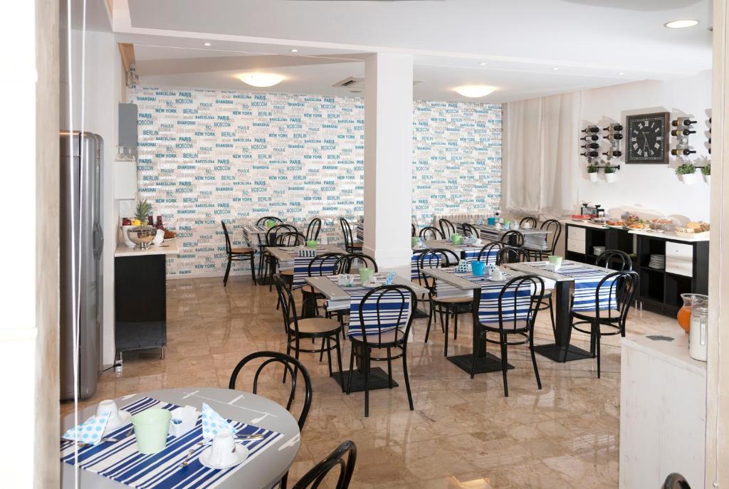 Hotel Ave Rimini Kültér fotó