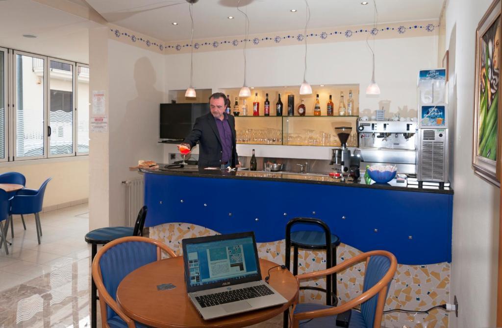 Hotel Ave Rimini Kültér fotó