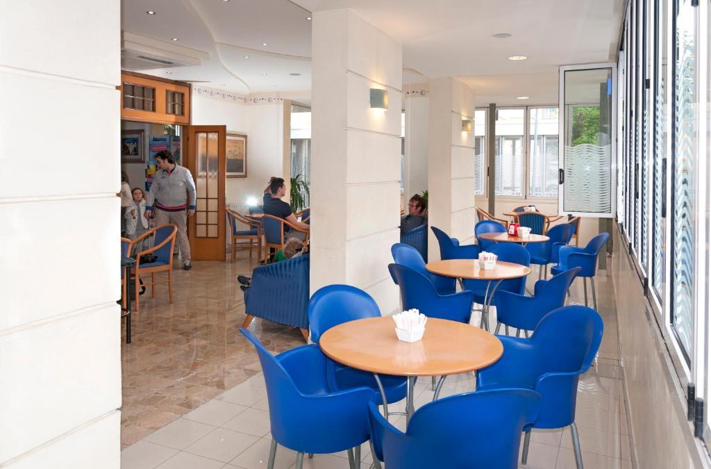 Hotel Ave Rimini Kültér fotó