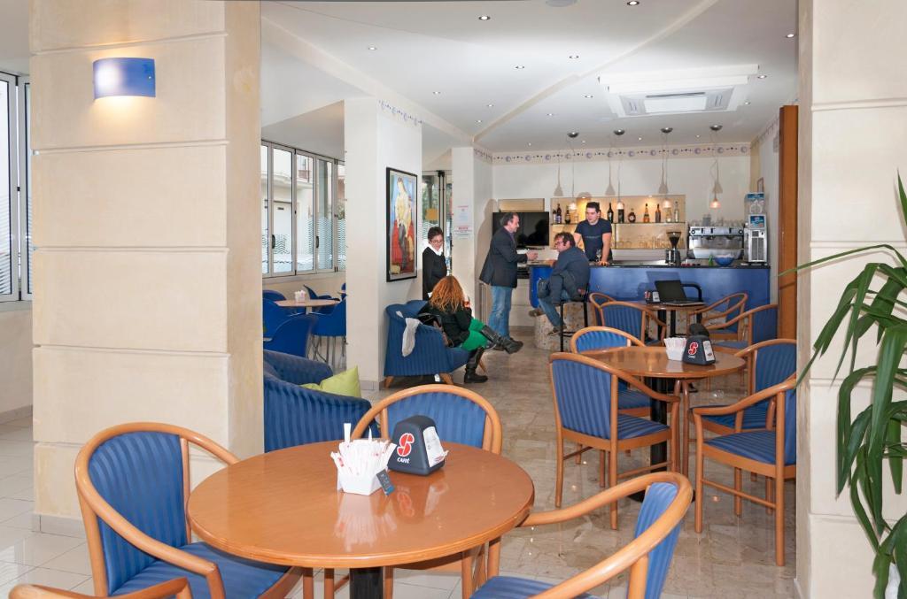 Hotel Ave Rimini Kültér fotó